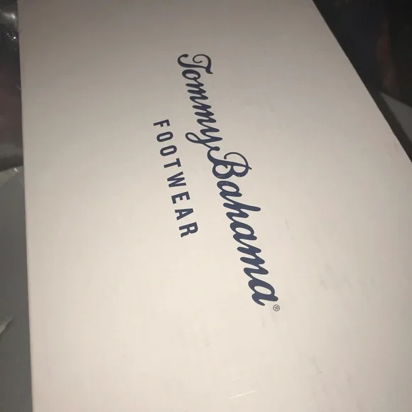 Tommy Bahama Striped Sailor Slip On Sneakers NIB - Picture 4 of 9